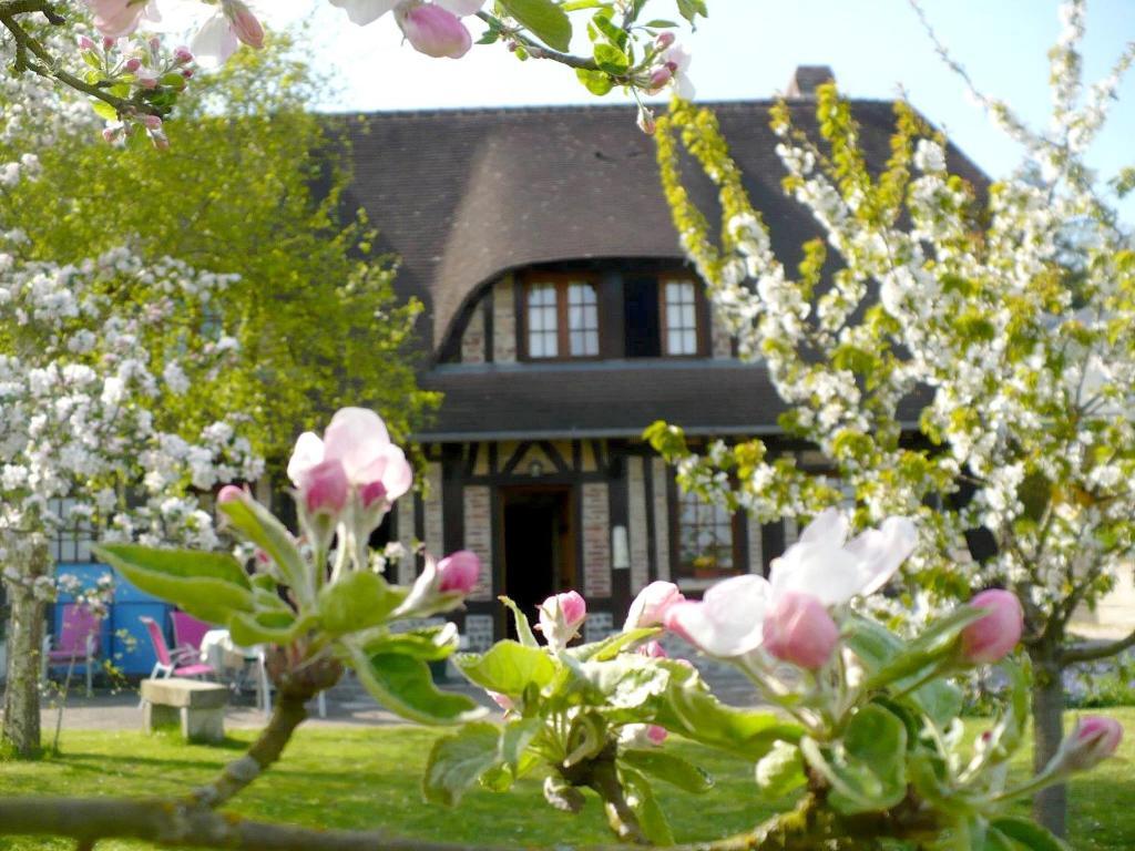 En Bord De Seine Bed & Breakfast Duclair Dış mekan fotoğraf